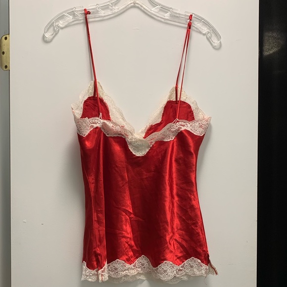 Red & White Lacy Silky Tank - Picture 6 of 6